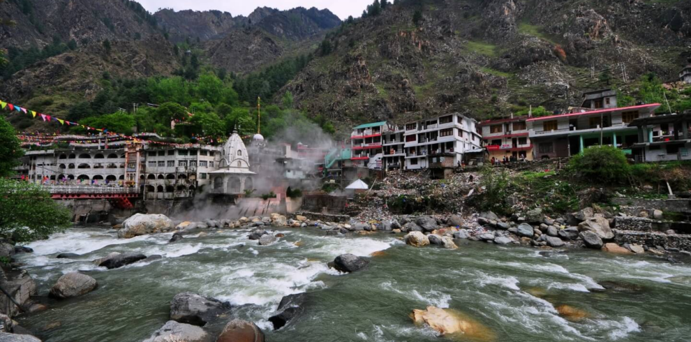 Enchanting Shimla Manali Mountain Retreat