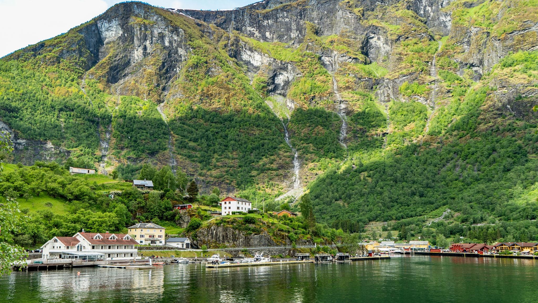 Norwegian Fjords & Scenic Rail Adventure