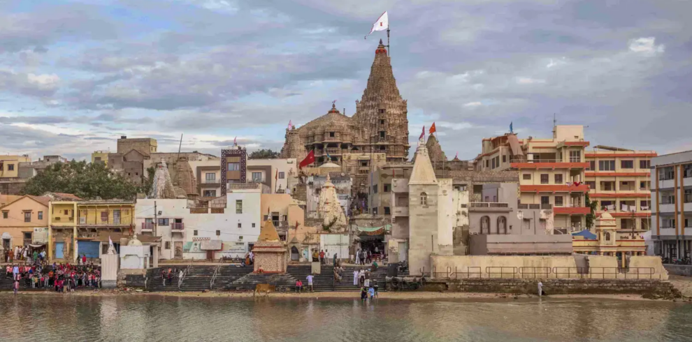 Divine Gujarat Pilgrimage – Dwarka, Somnath & Sacred Coast Retreat